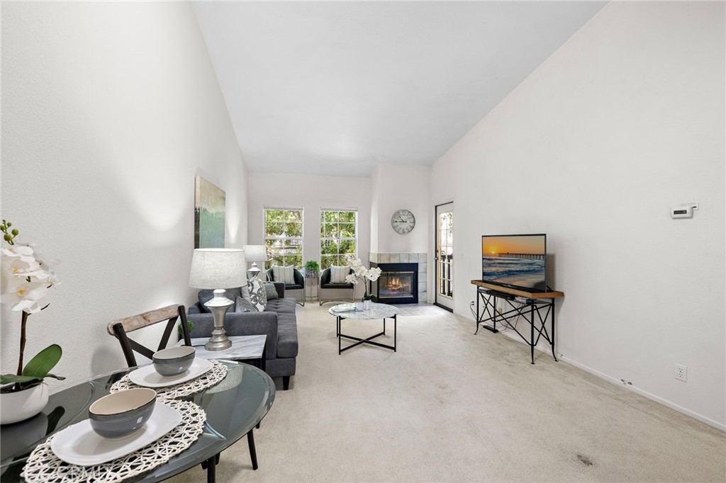 75 Via Contento Property Photo 4