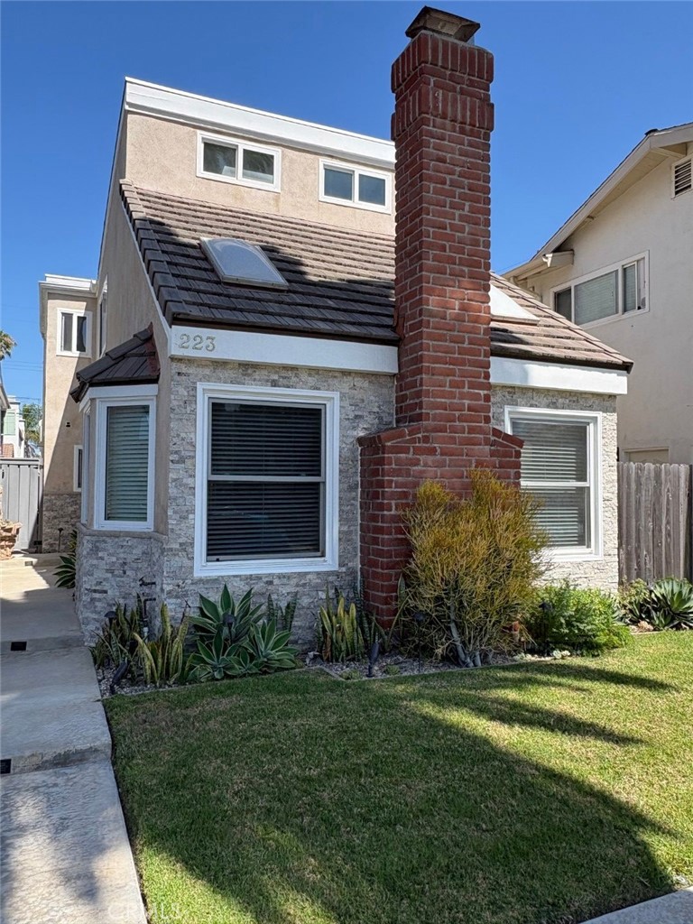 223 14th Street Property Photo 1