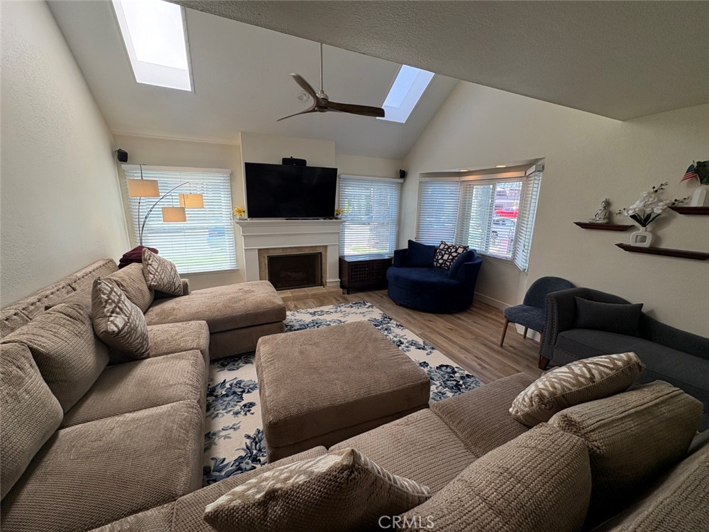 223 14th Street Property Photo 3