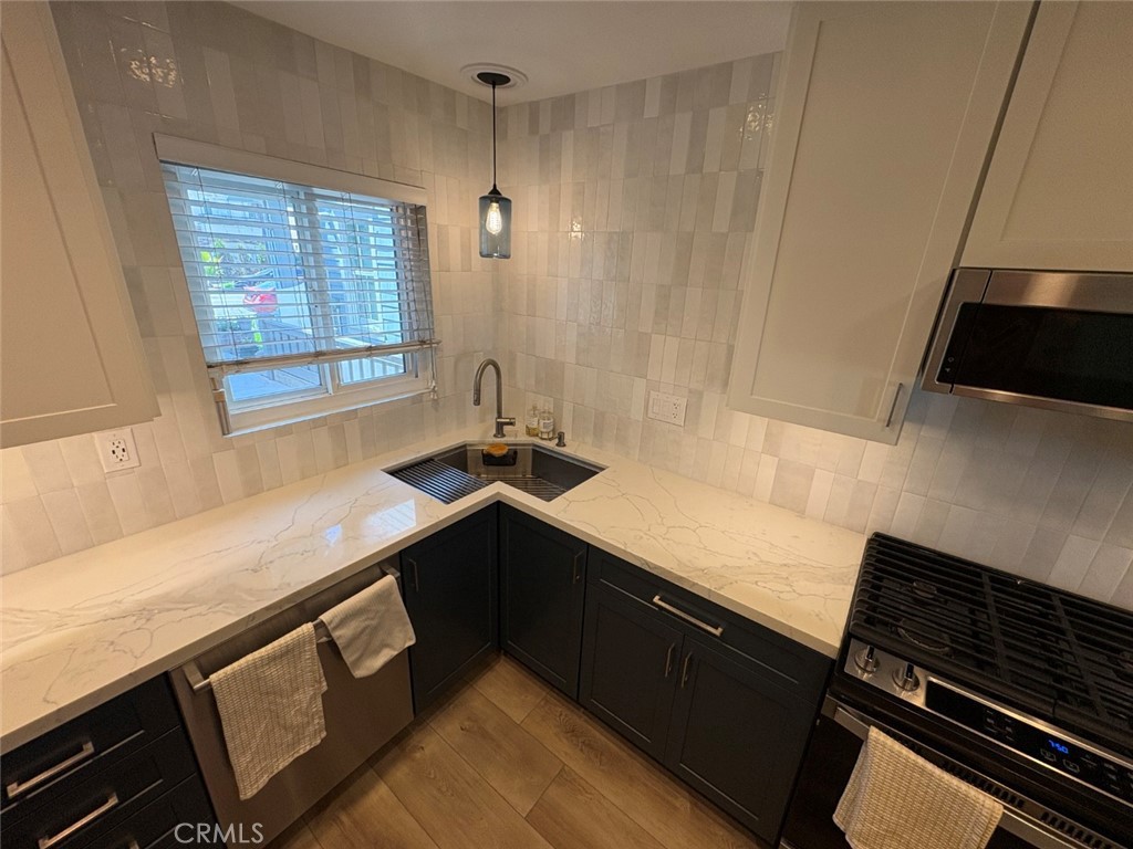 223 14th Street Property Photo 7