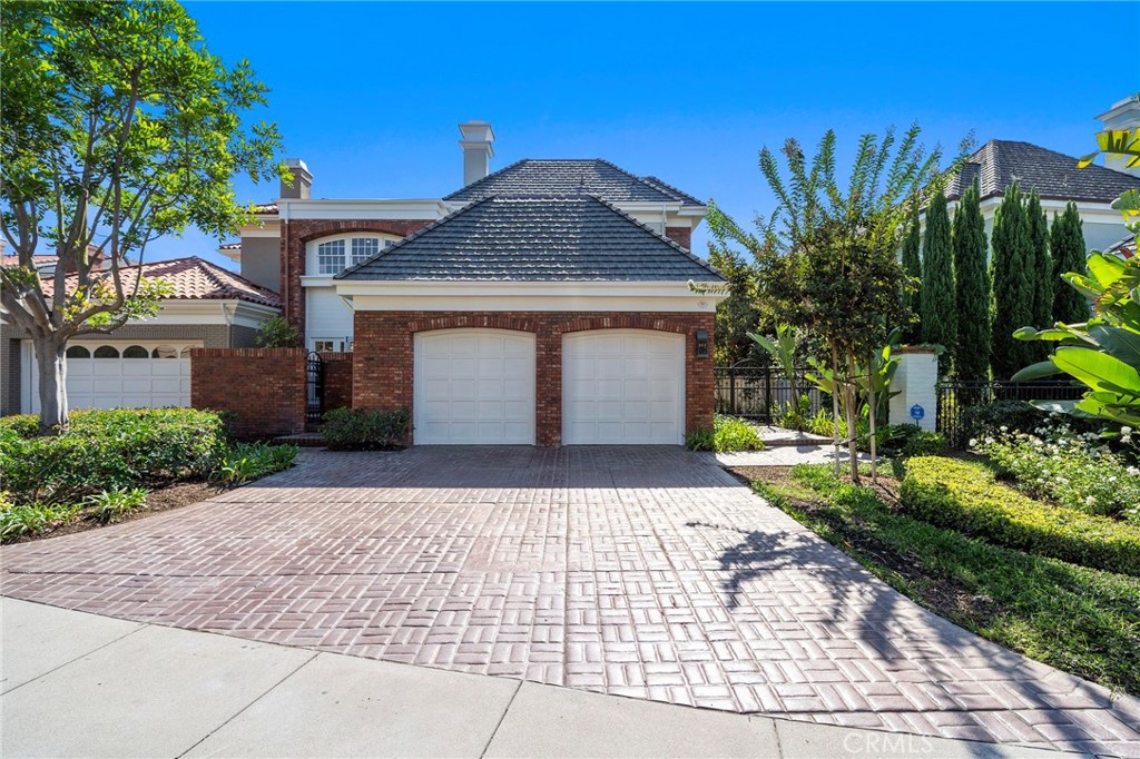 50 Belcourt Property Photo 3