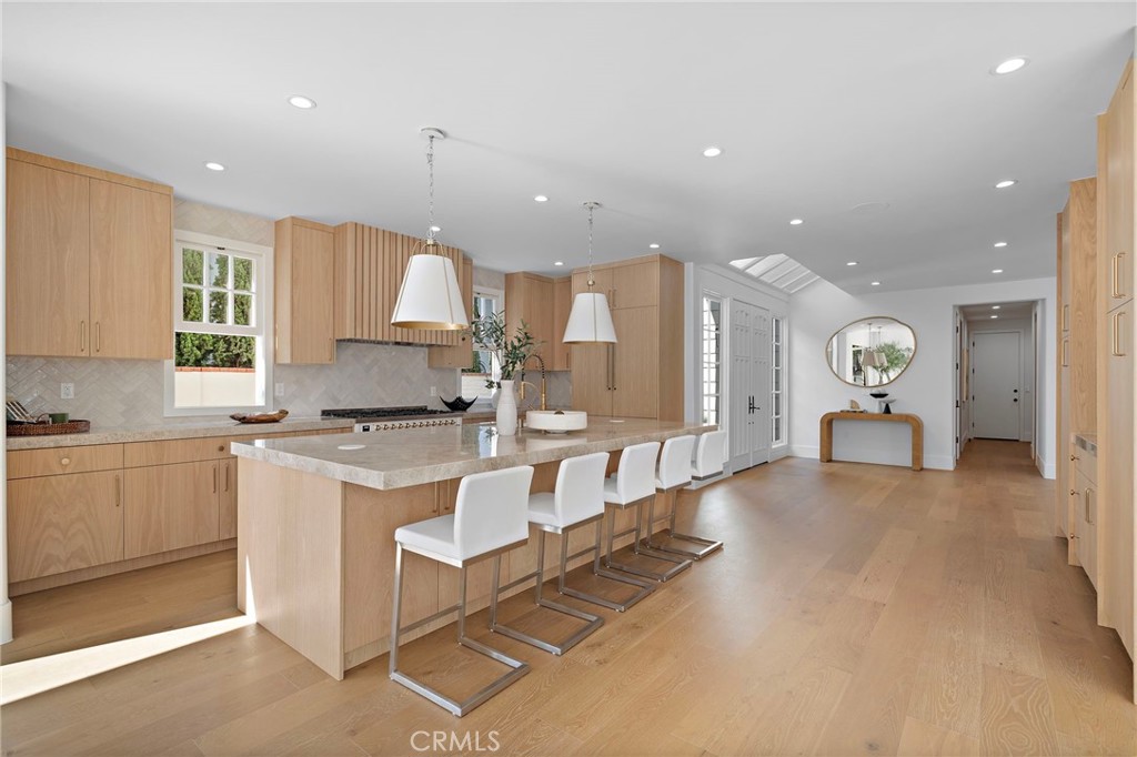 50 Belcourt Property Photo 15