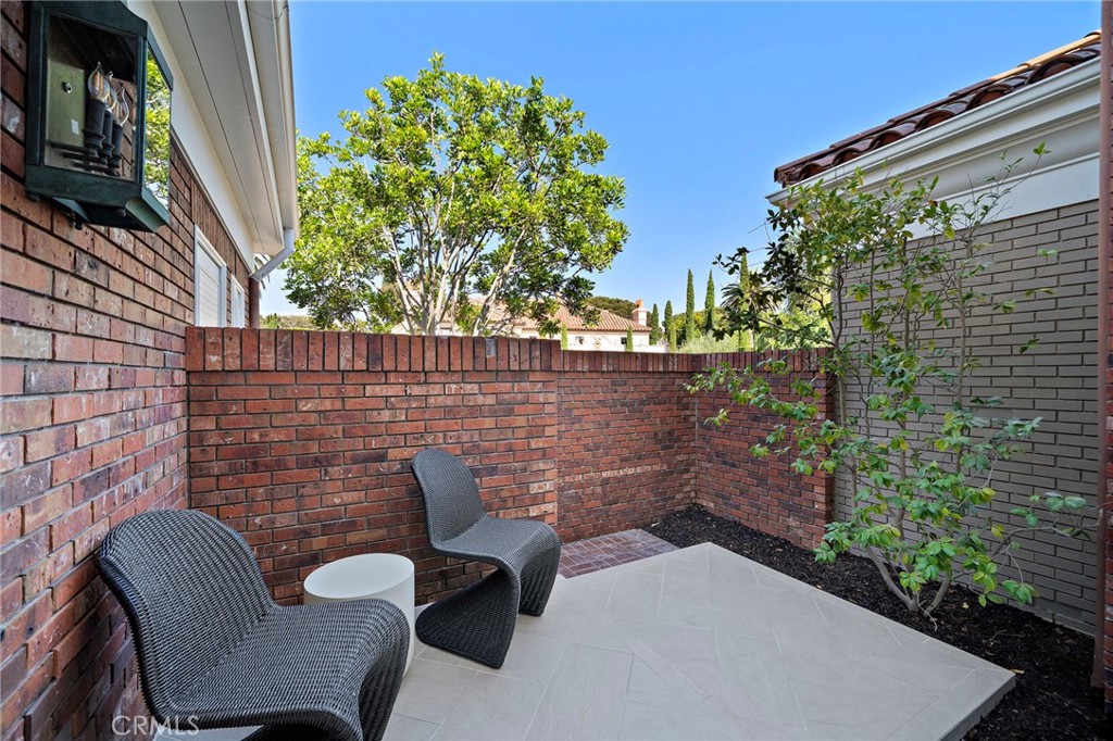 50 Belcourt Property Photo 32