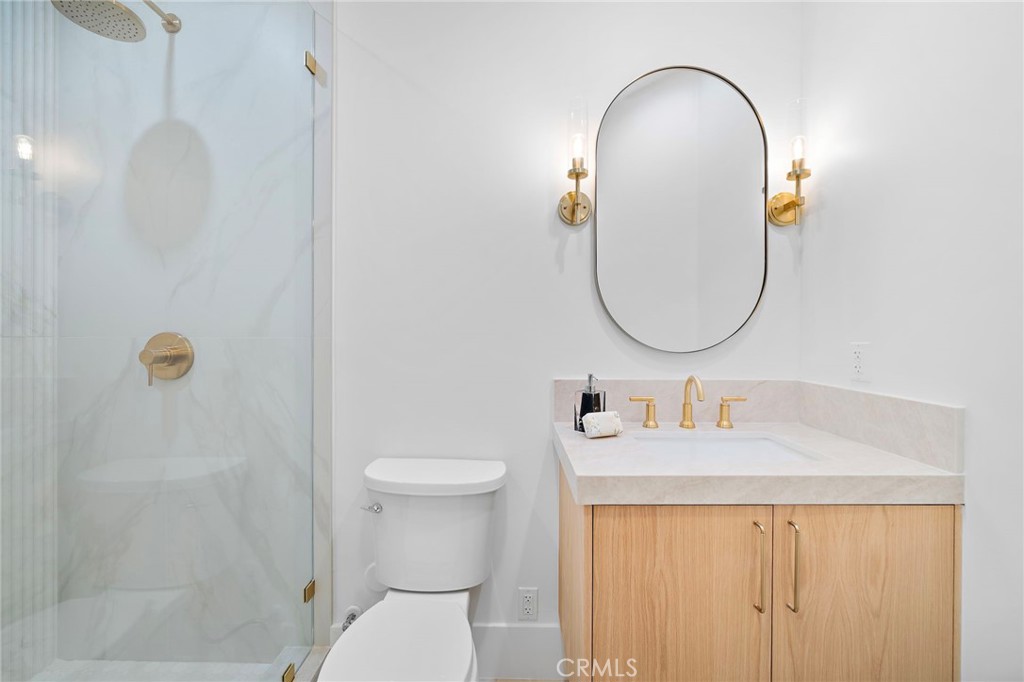 50 Belcourt Property Photo 33