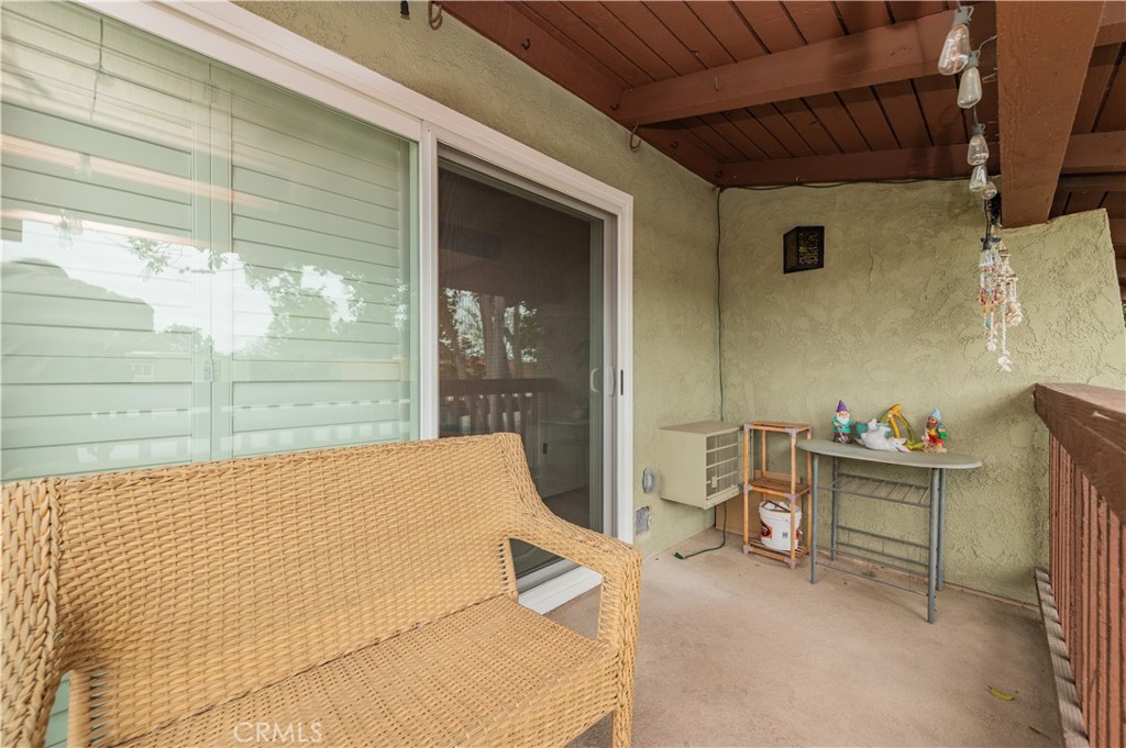 1000 W Macarthur Boulevard 13 Property Photo 14