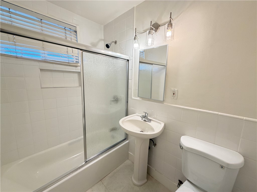 12660 Yorba Property Photo 9