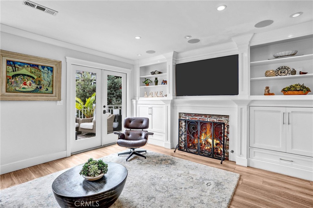 34032 Crystal Lantern Property Photo 5