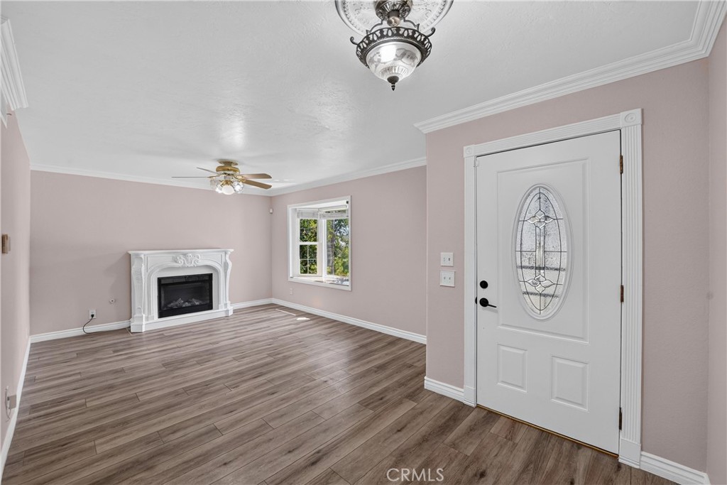 2349 Seasons Property Photo 5