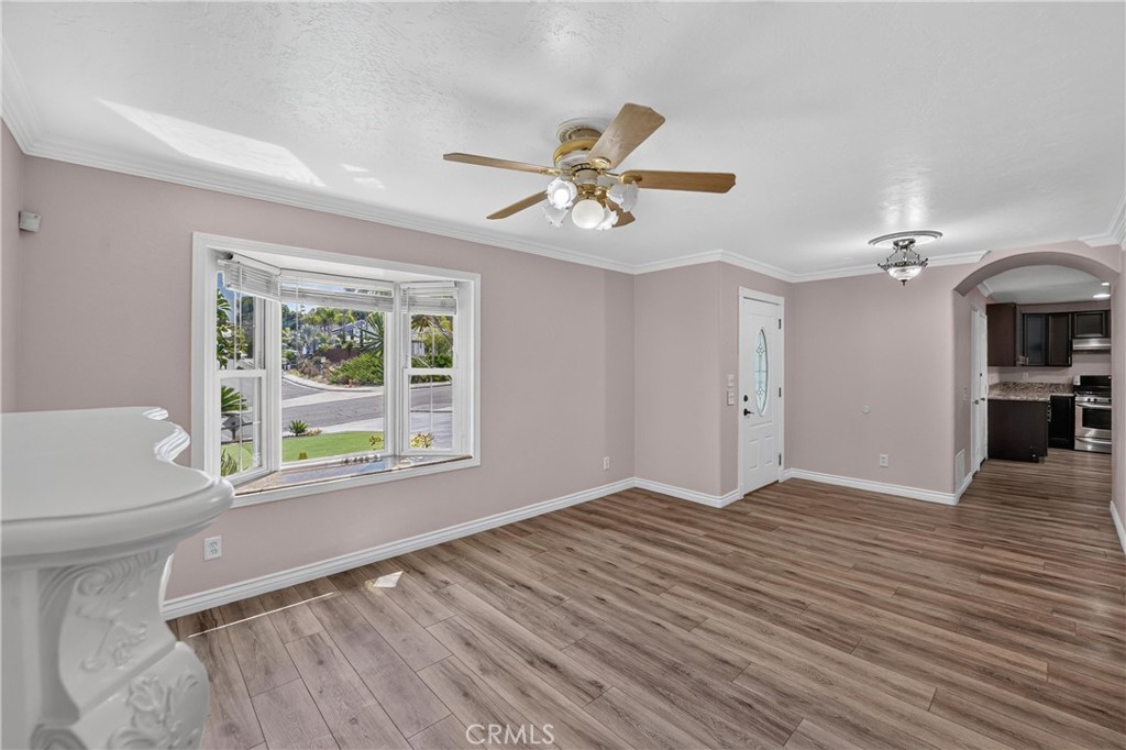 2349 Seasons Property Photo 6