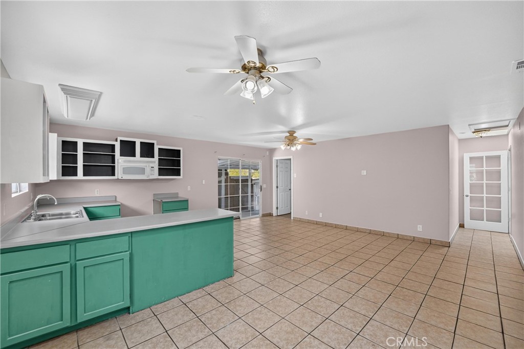 2349 Seasons Property Photo 25