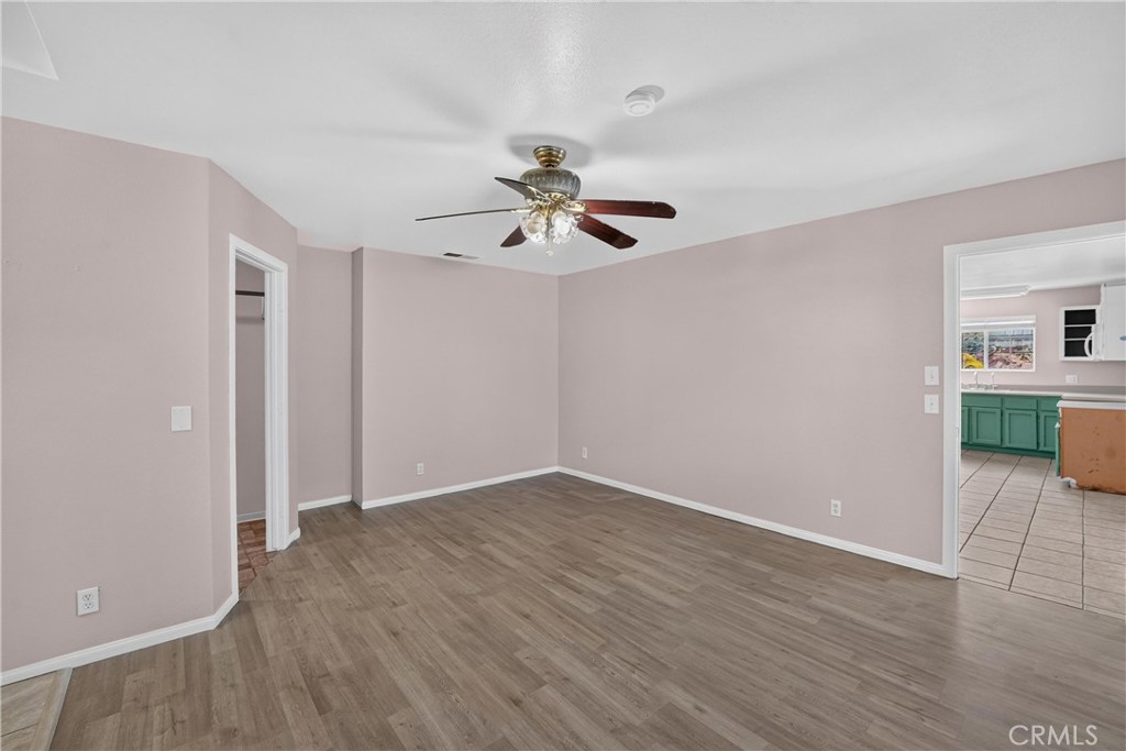 2349 Seasons Property Photo 38