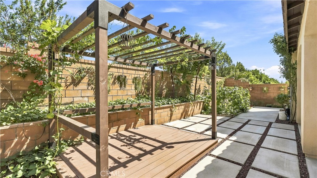 2931 E Silver Sky Property Photo 18