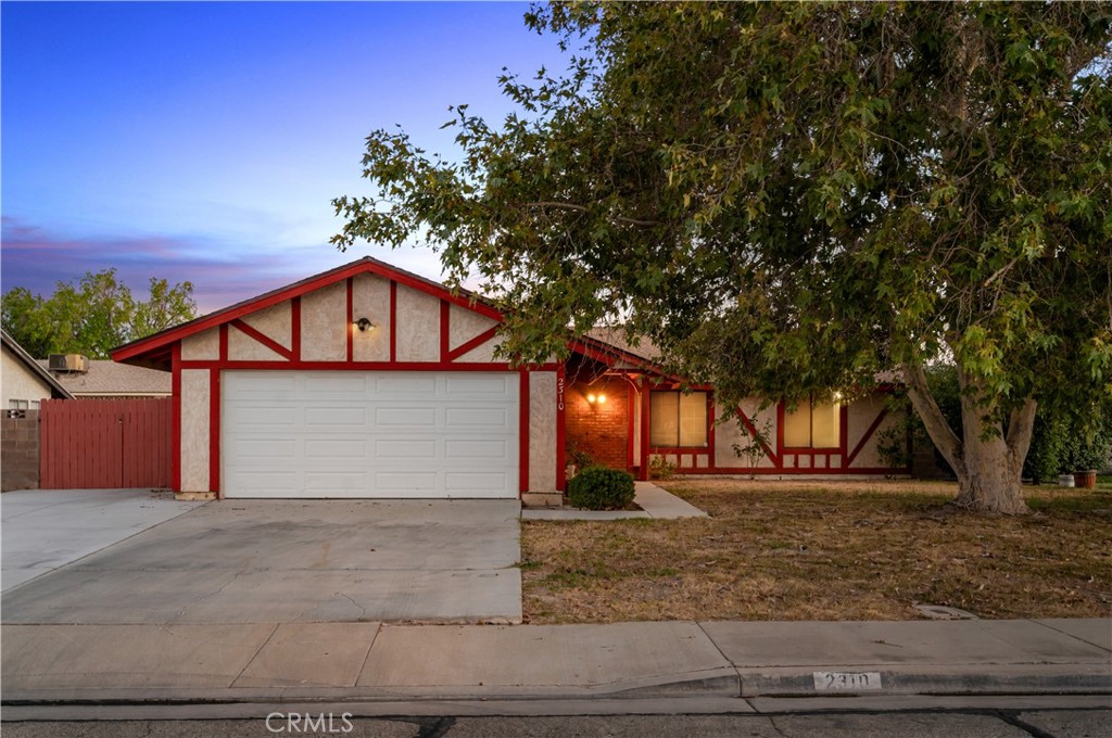 2310 Edam Property Photo 1