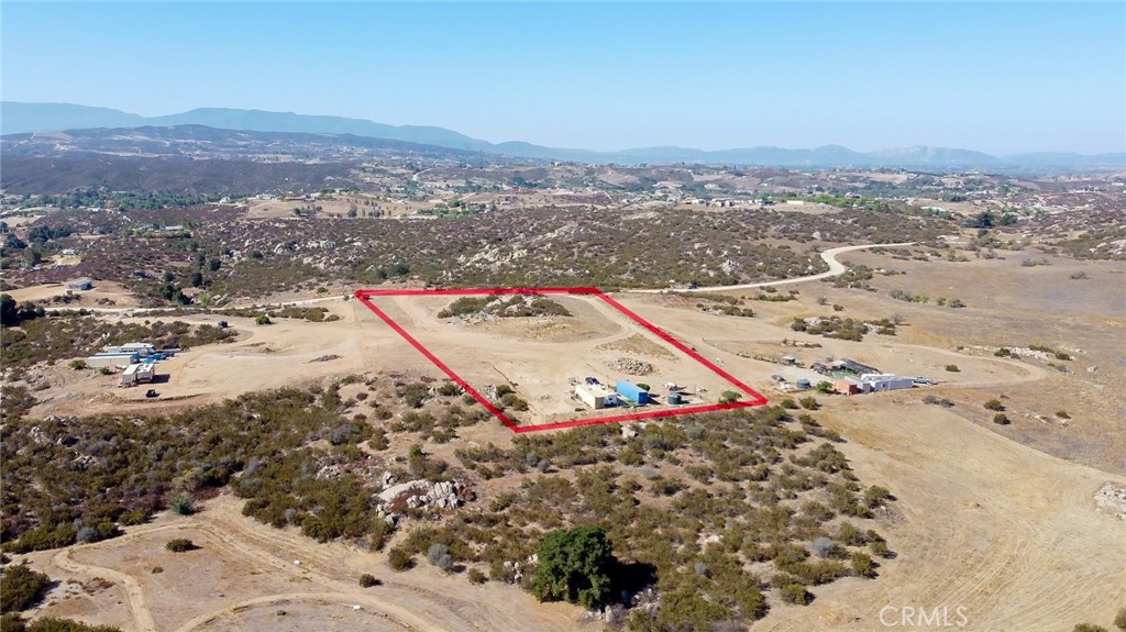 48 Voyager Property Photo 1