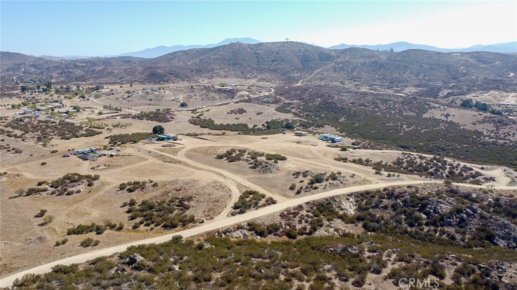 48 Voyager Property Photo 2