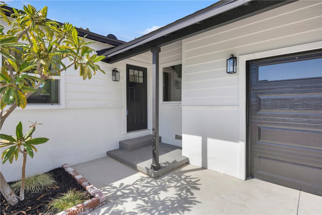 7409 Kengard Property Photo 3