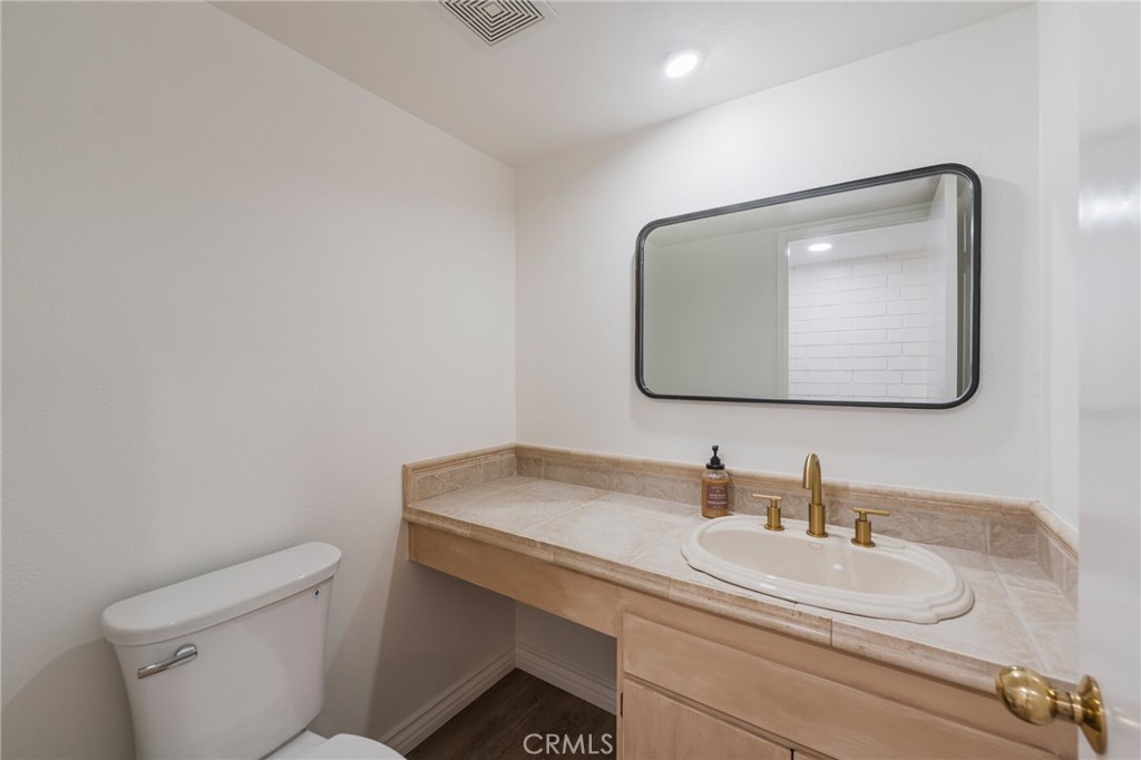 24356 Hillview Property Photo 16
