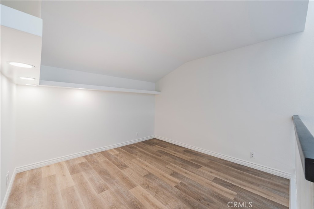 24356 Hillview Property Photo 18