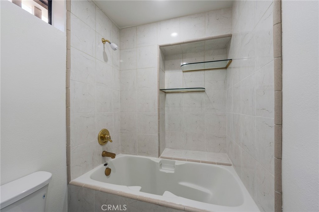 24356 Hillview Property Photo 24