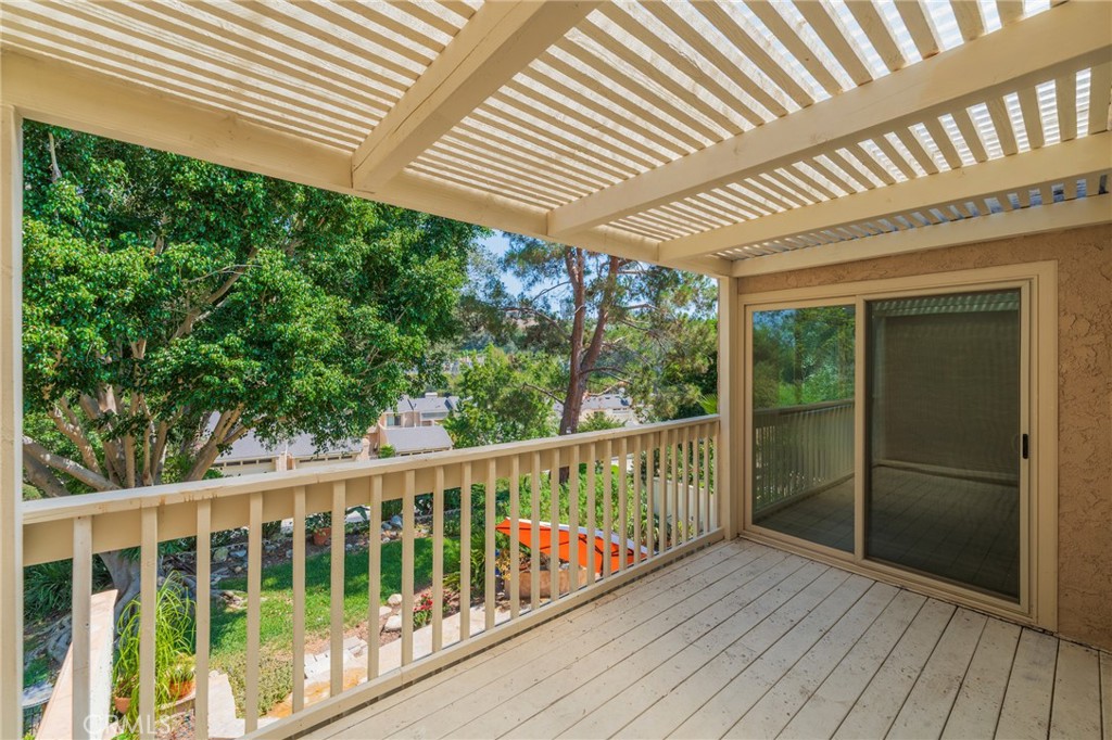24356 Hillview Property Photo 27