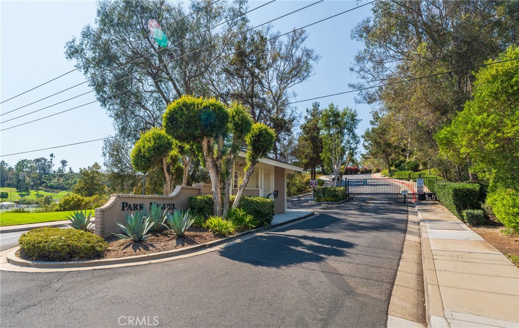 24356 Hillview Property Photo 37