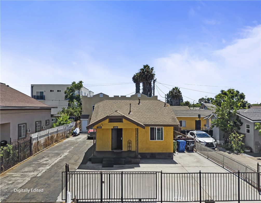 130 W 85th Property Photo 1