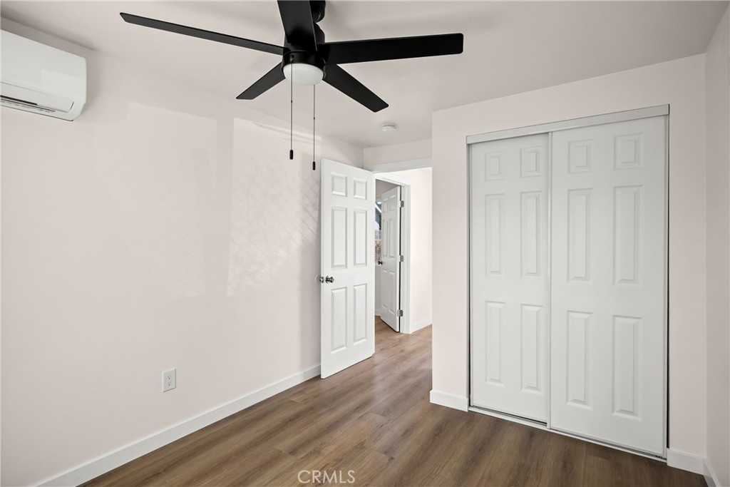 130 W 85th Property Photo 16