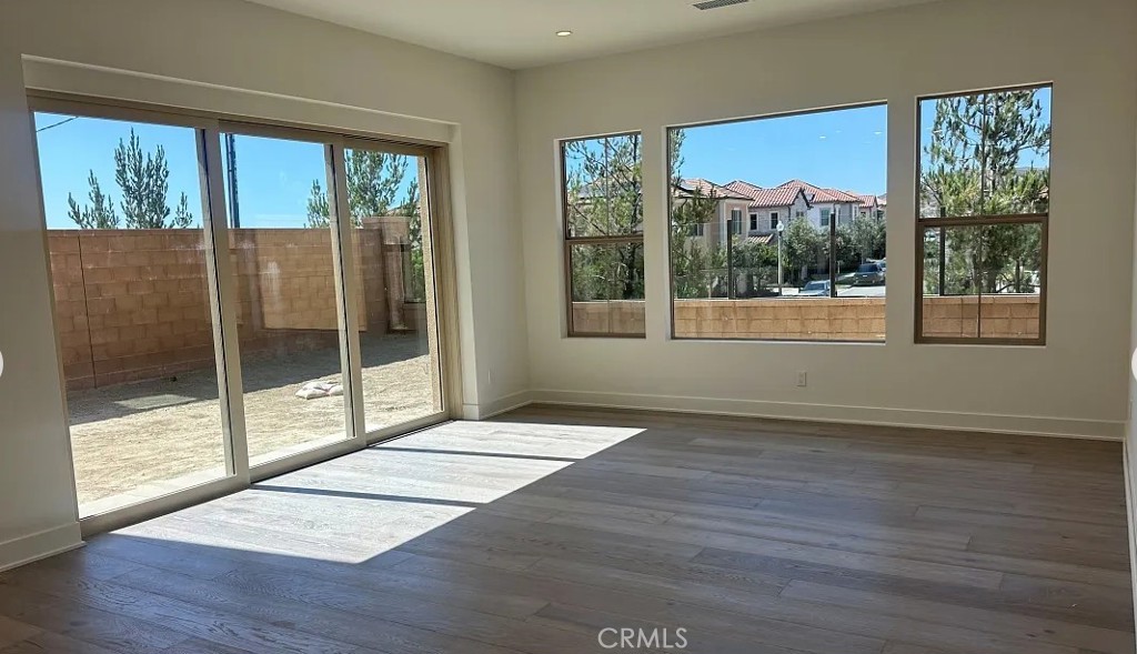 127 Campion Property Photo 6
