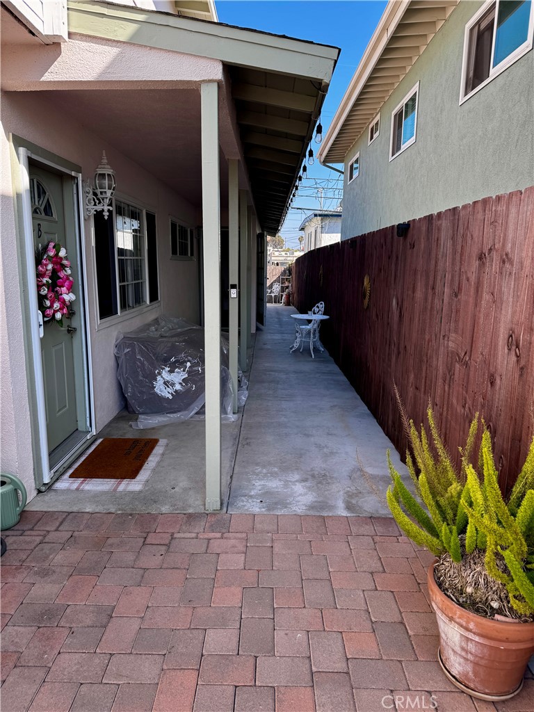 209 Avenida Serra A Property Photo 2
