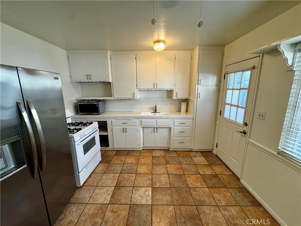 209 Avenida Serra A Property Photo 27