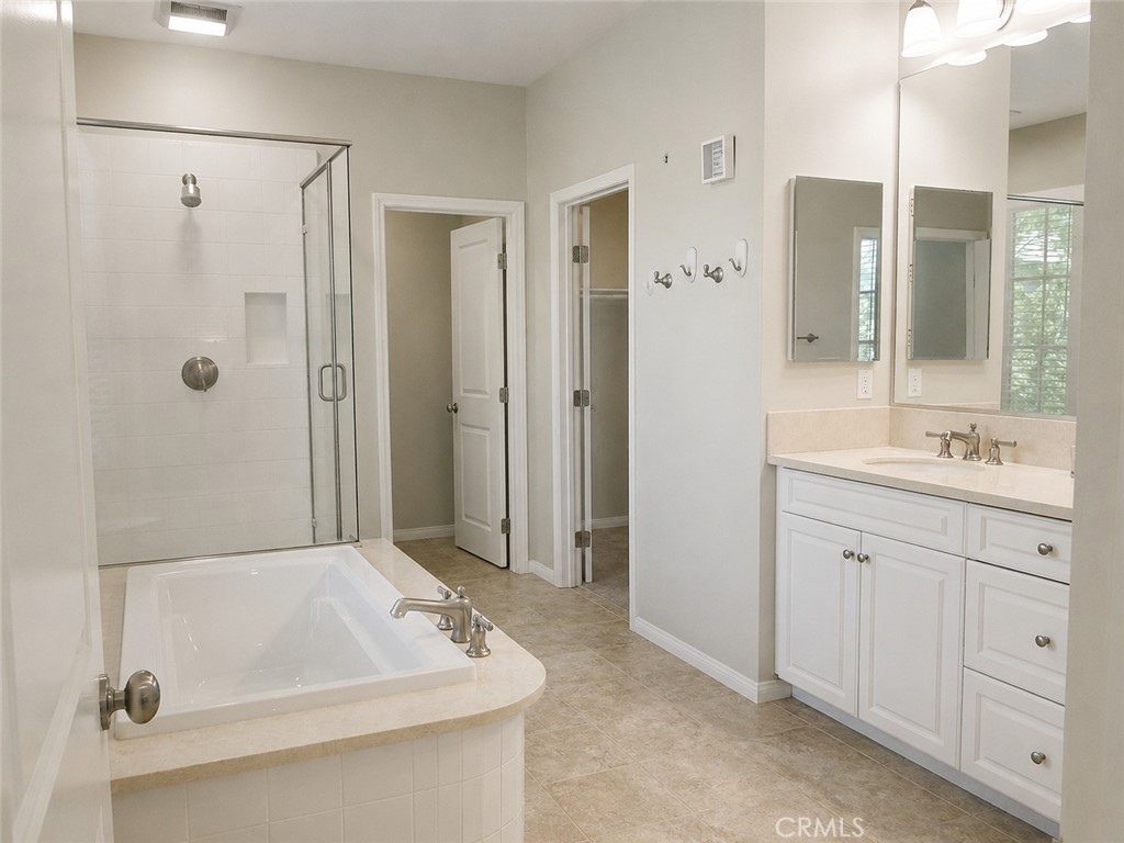 38 Cipresso Property Photo 8