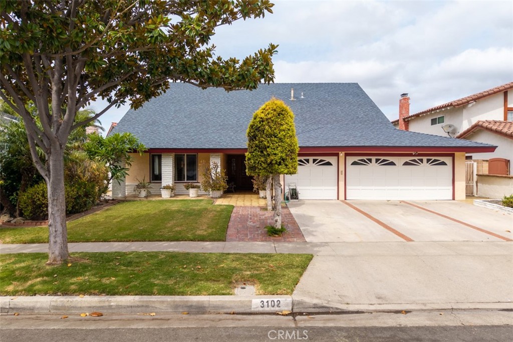 3102 S Pacific Property Photo