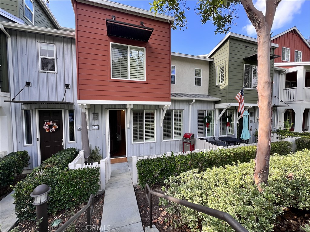 71 Platinum Circle Property Photo 1