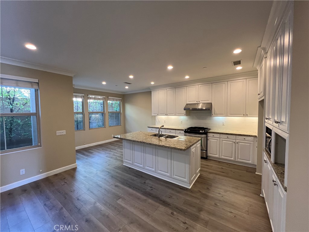 102 Baritone Property Photo 2