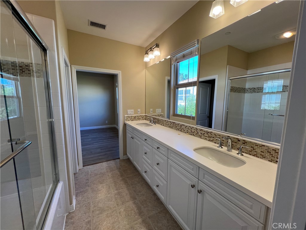 102 Baritone Property Photo 11