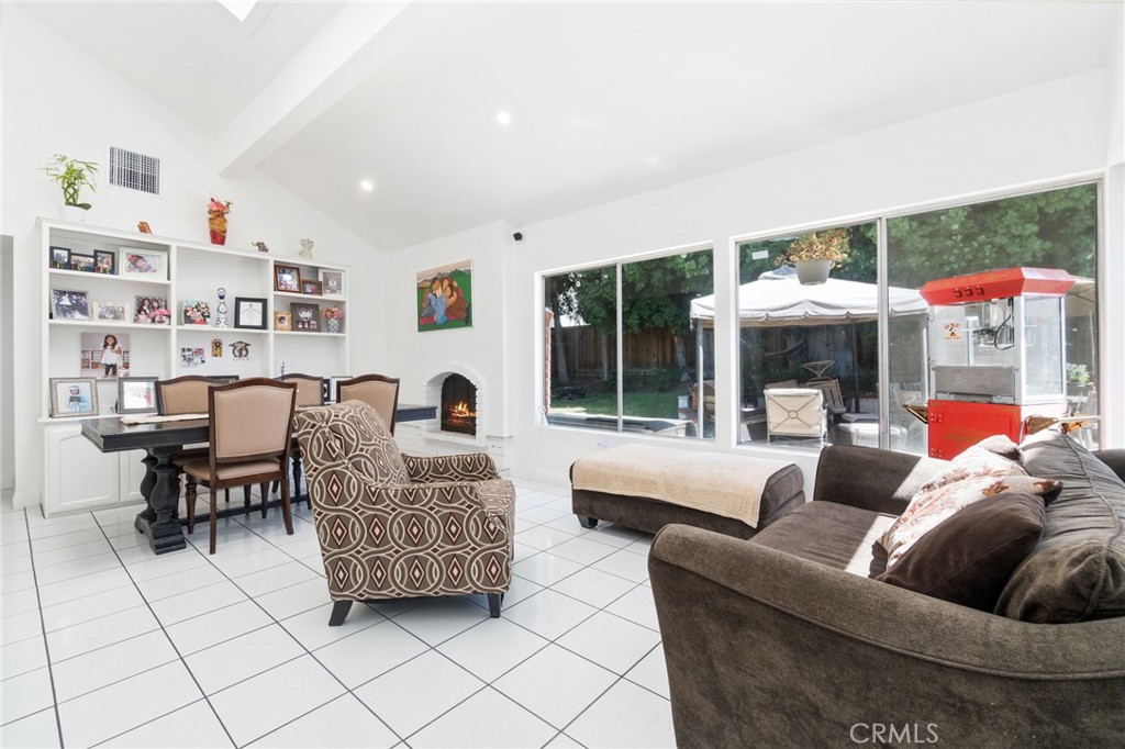 4331 Rafael Property Photo 6