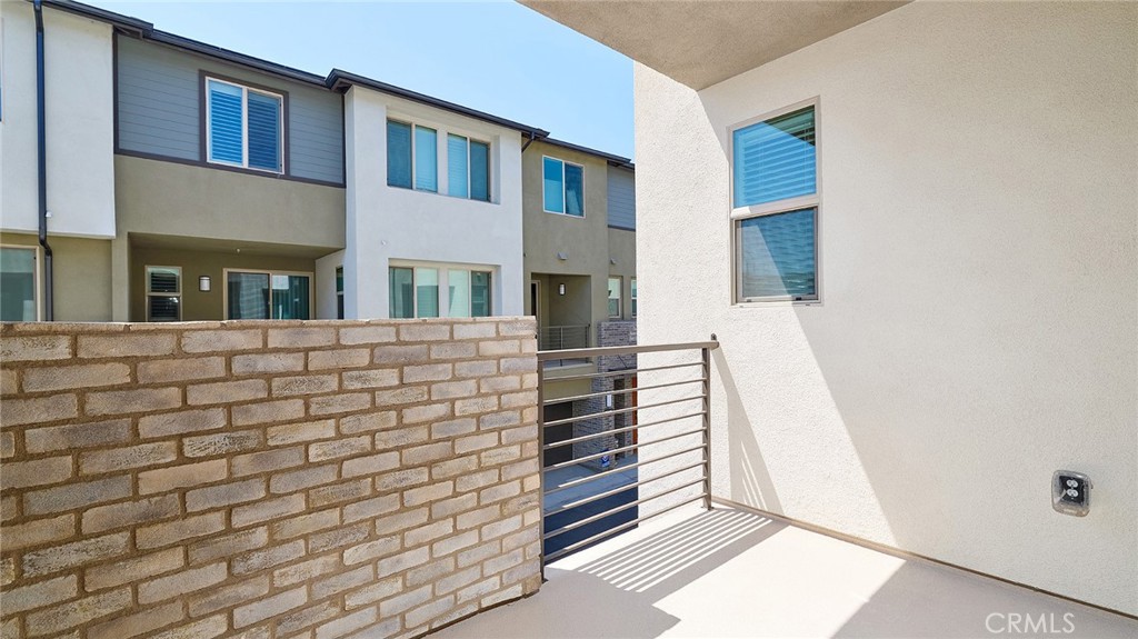 1973 Avenida Del Sol Property Photo 4