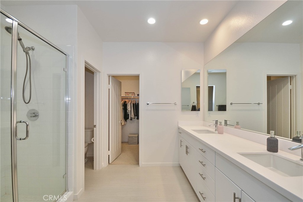 50 Finch Property Photo 11