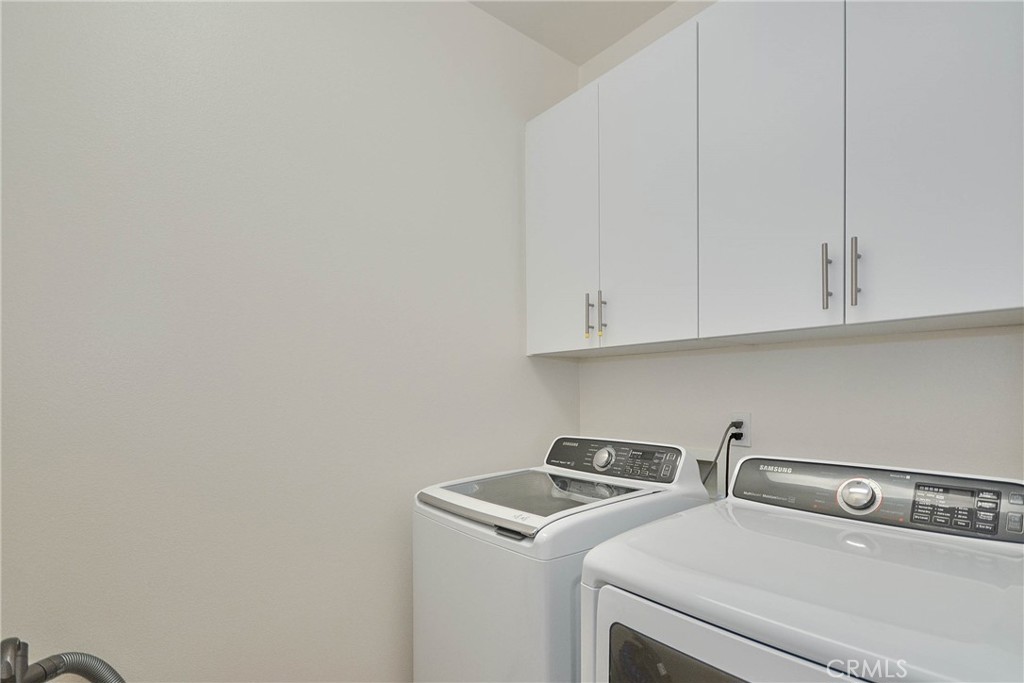 50 Finch Property Photo 14