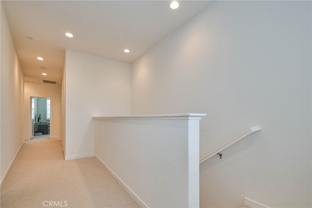 50 Finch Property Photo 19