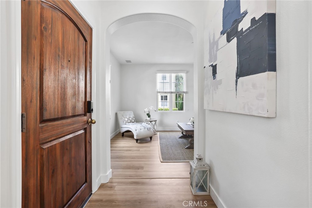 46 Arborside Property Photo 7