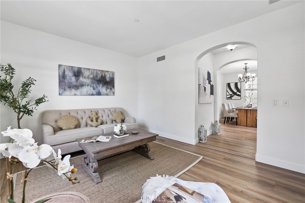 46 Arborside Property Photo 11