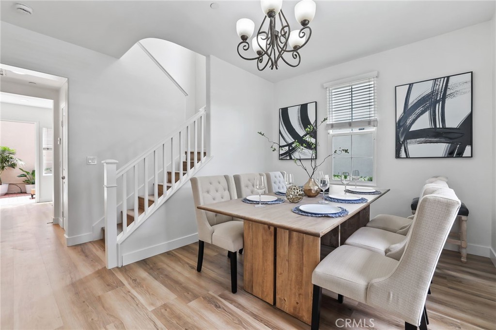 46 Arborside Property Photo 14