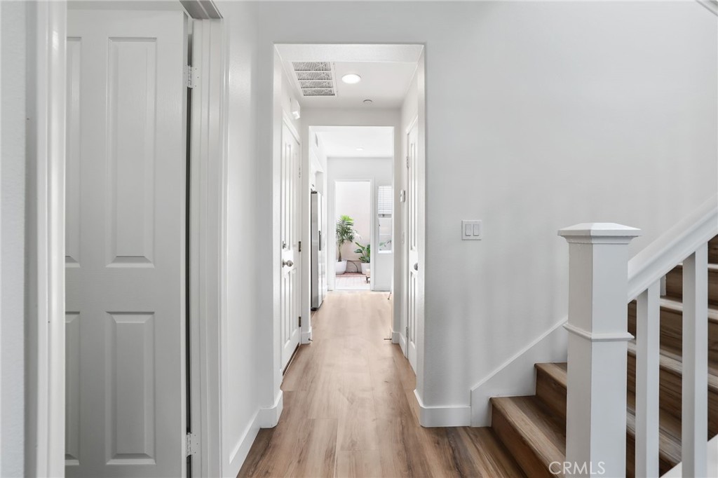 46 Arborside Property Photo 17