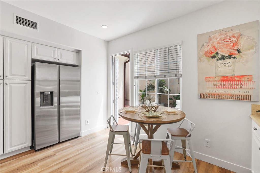 46 Arborside Property Photo 20