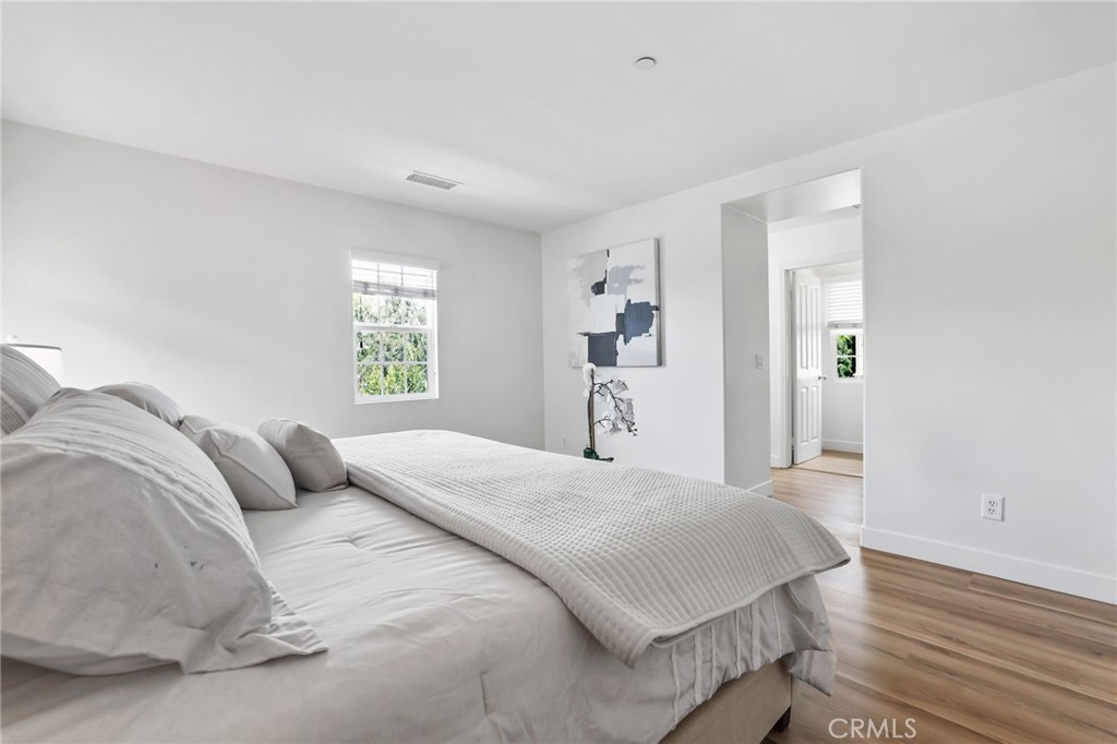 46 Arborside Property Photo 31
