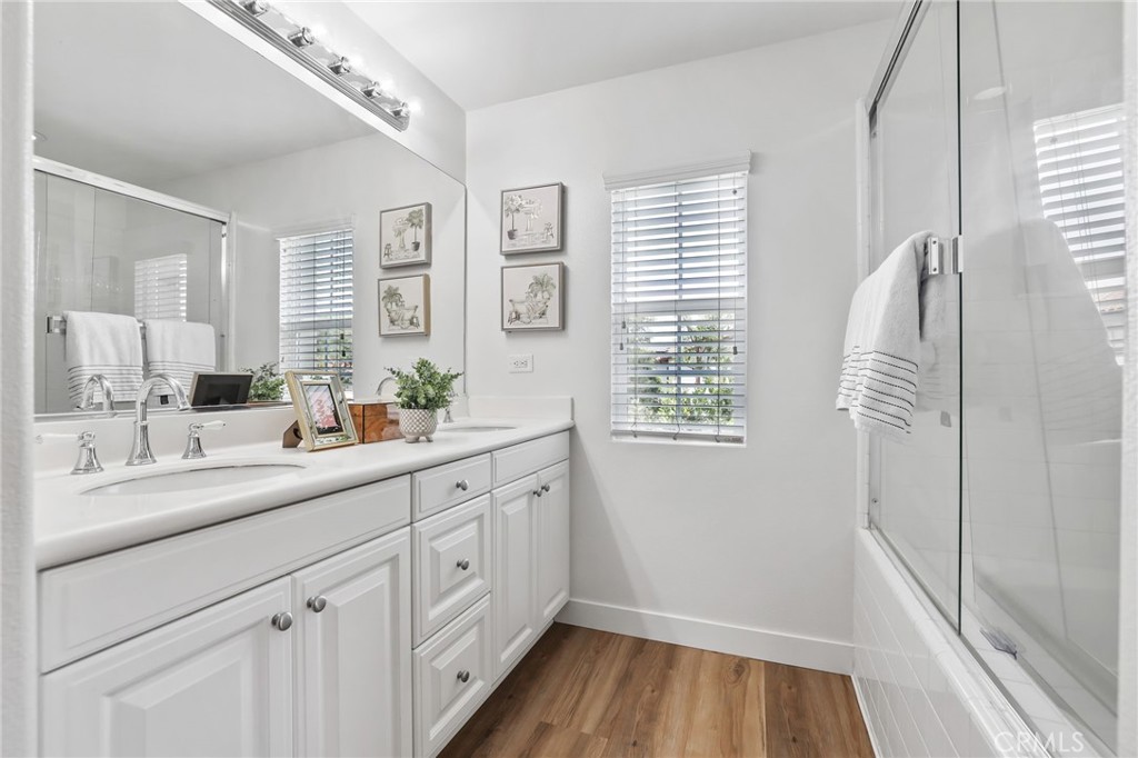 46 Arborside Property Photo 33