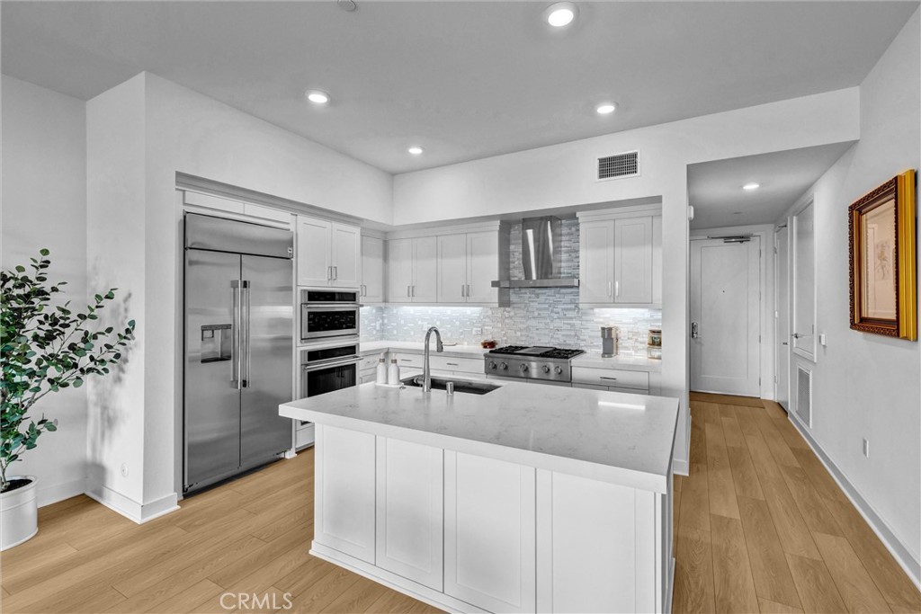 2307 Rivington Property Photo 11