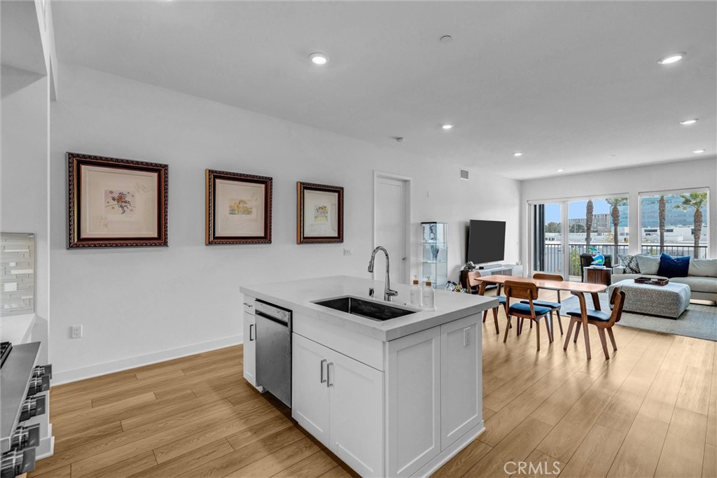 2307 Rivington Property Photo 13