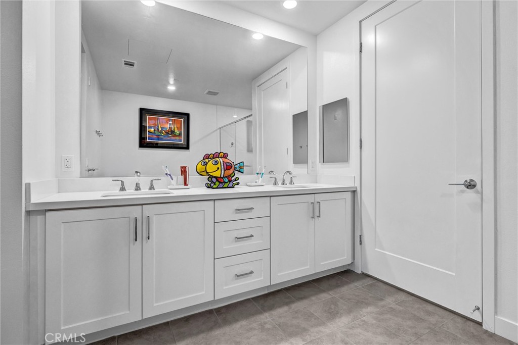 2307 Rivington Property Photo 23